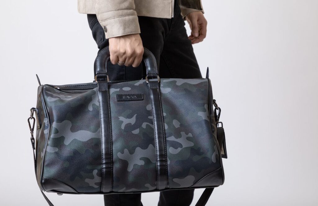 Leather Travel Bags & Duffels
